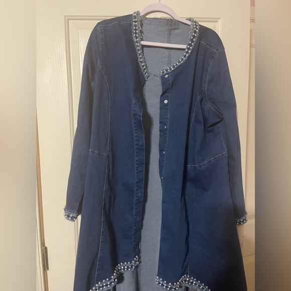 Fancy blue denim, rhinestone and pearl bordered hi lo denim jacket. - Picture 3 of 9